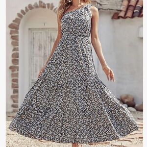 Floral one-shoulder maxi dress